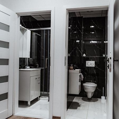 Dudok House Aparthotel Zilina Bagian luar foto